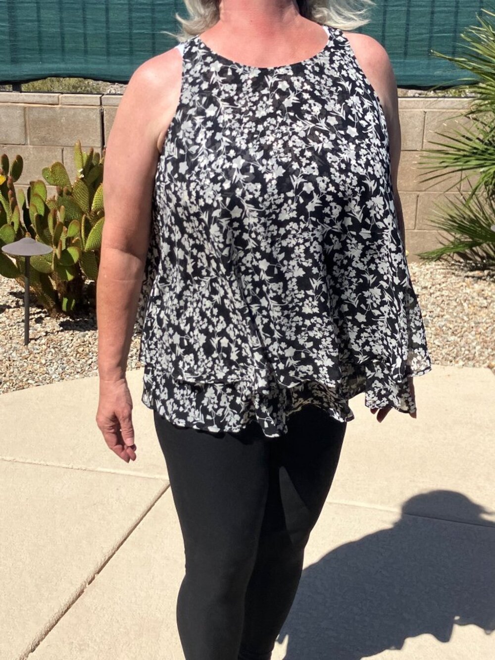 Lane Bryant Black & White Floral Tiered Flowy Tank Top Blouse 14